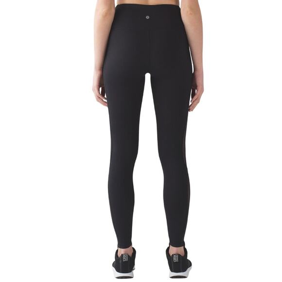 Lululemon Body Con Tight Black Mesh Side Pockets Size 2 - Picture 2 of 14